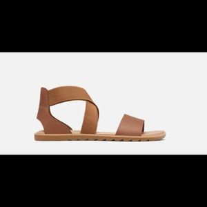 Soral tan sandals